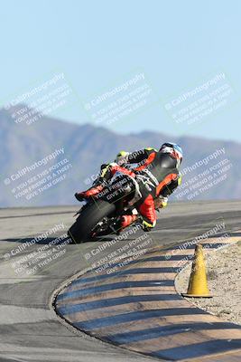 media/Jan-10-2026-Race Pace (Sat) [[3e4fee349c]]/2-Verified/Session 4 (Turn 12 Backside)/